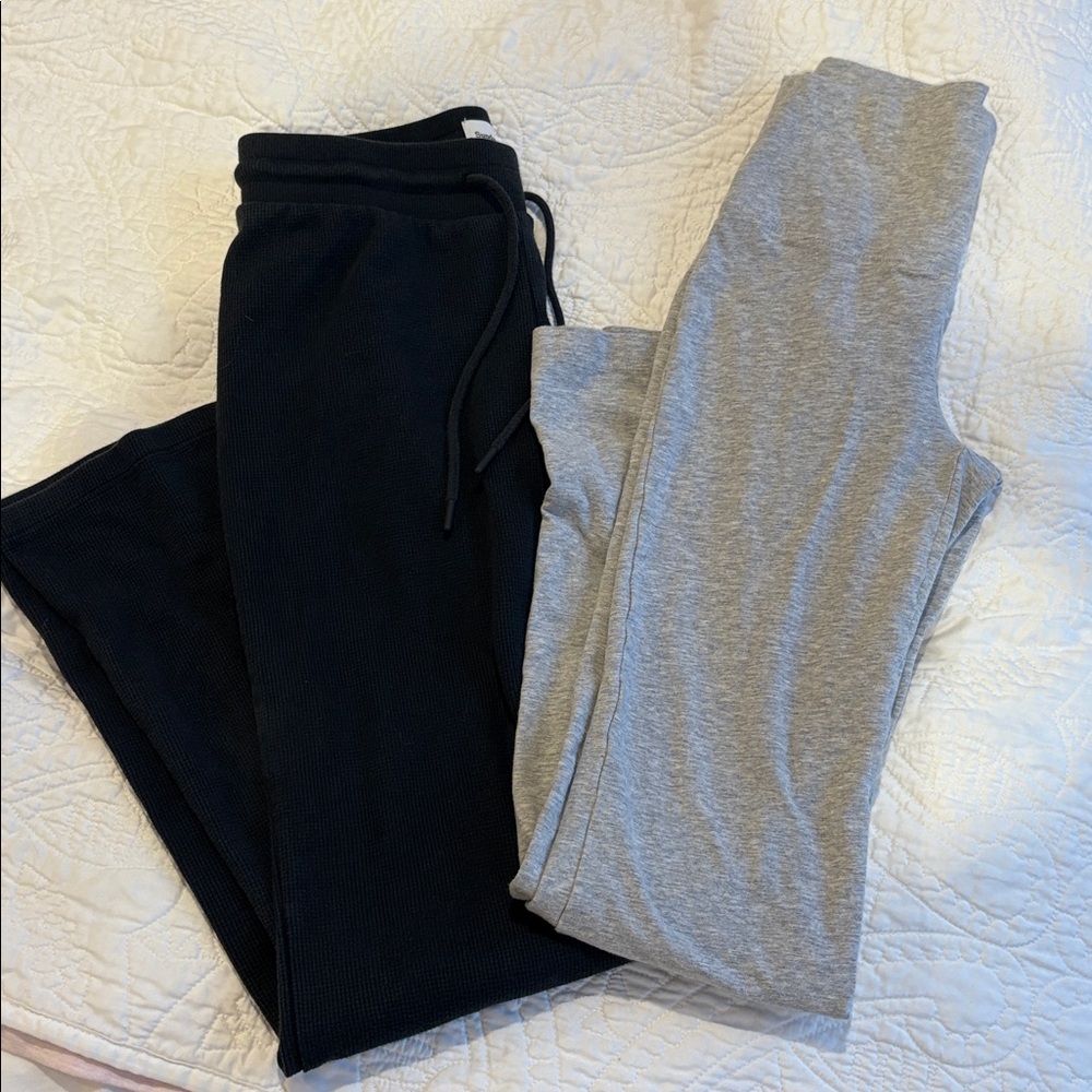 2 pairs Aritzia pants